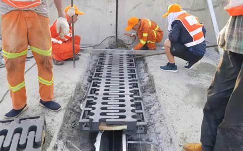 鑄造靜音型橋梁伸縮裝置(靜音橋梁伸縮縫)